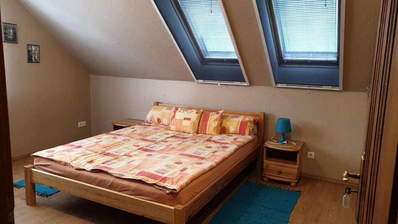 Ilona Apartmanok บาลาตงโบกลาร์ ภายนอก รูปภาพ