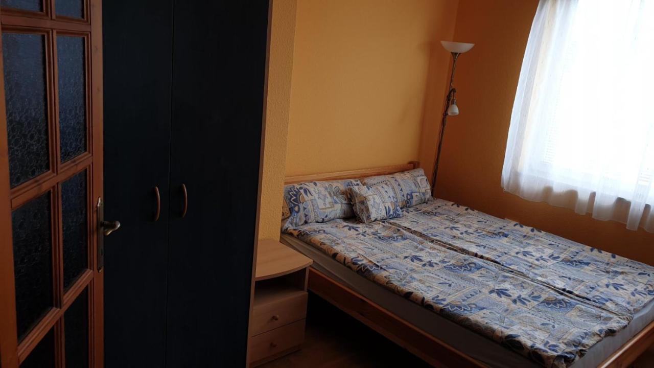 Ilona Apartmanok บาลาตงโบกลาร์ ภายนอก รูปภาพ